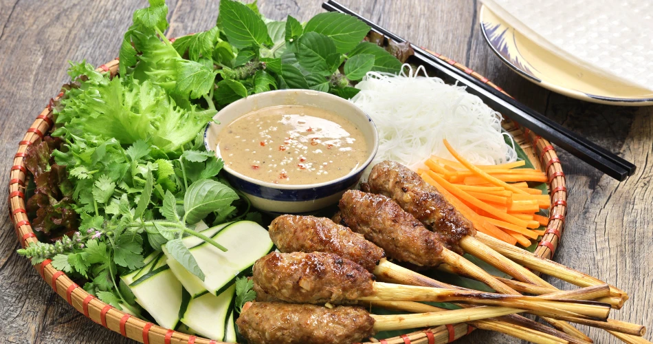 Best Street Food in Hai Châu, Da Nang, Vietnam