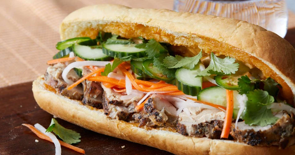 Best Street Food in Hai Châu, Da Nang, Vietnam
